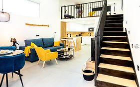 Loft 11 A